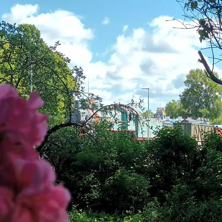 Villa Sallimeister Linda Kuelalistemaja.