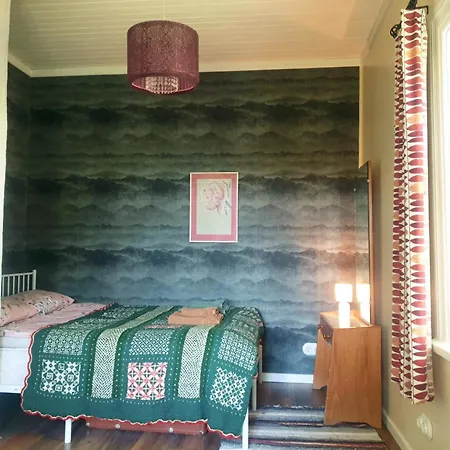 Sallimeister Linda Kuelalistemaja. Haapsalu